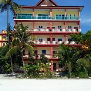 Melati Tanjong Beach Pantai Cenang (Langkawi)